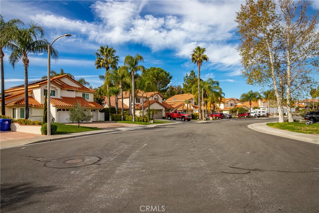 24910 Chicory Court Stevenson Ranch, CA 91381 - Photo 3 of 31 a view of a street