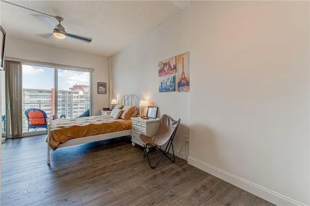 $190,000 | 1301 Northeast Miami Gardens Drive, Unit 1721W, Miami, FL 33179