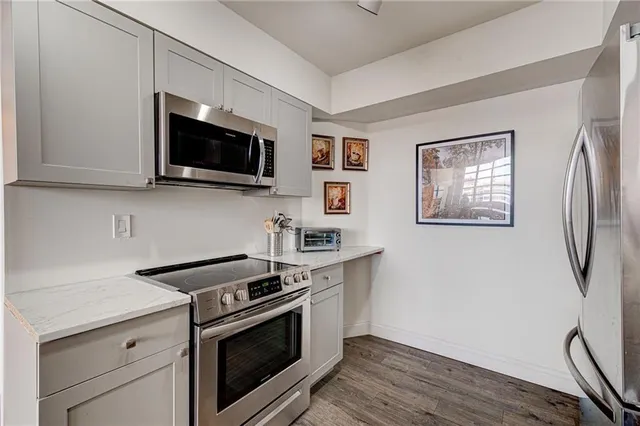 $190,000 | 1301 Northeast Miami Gardens Drive, Unit 1721W, Miami, FL 33179