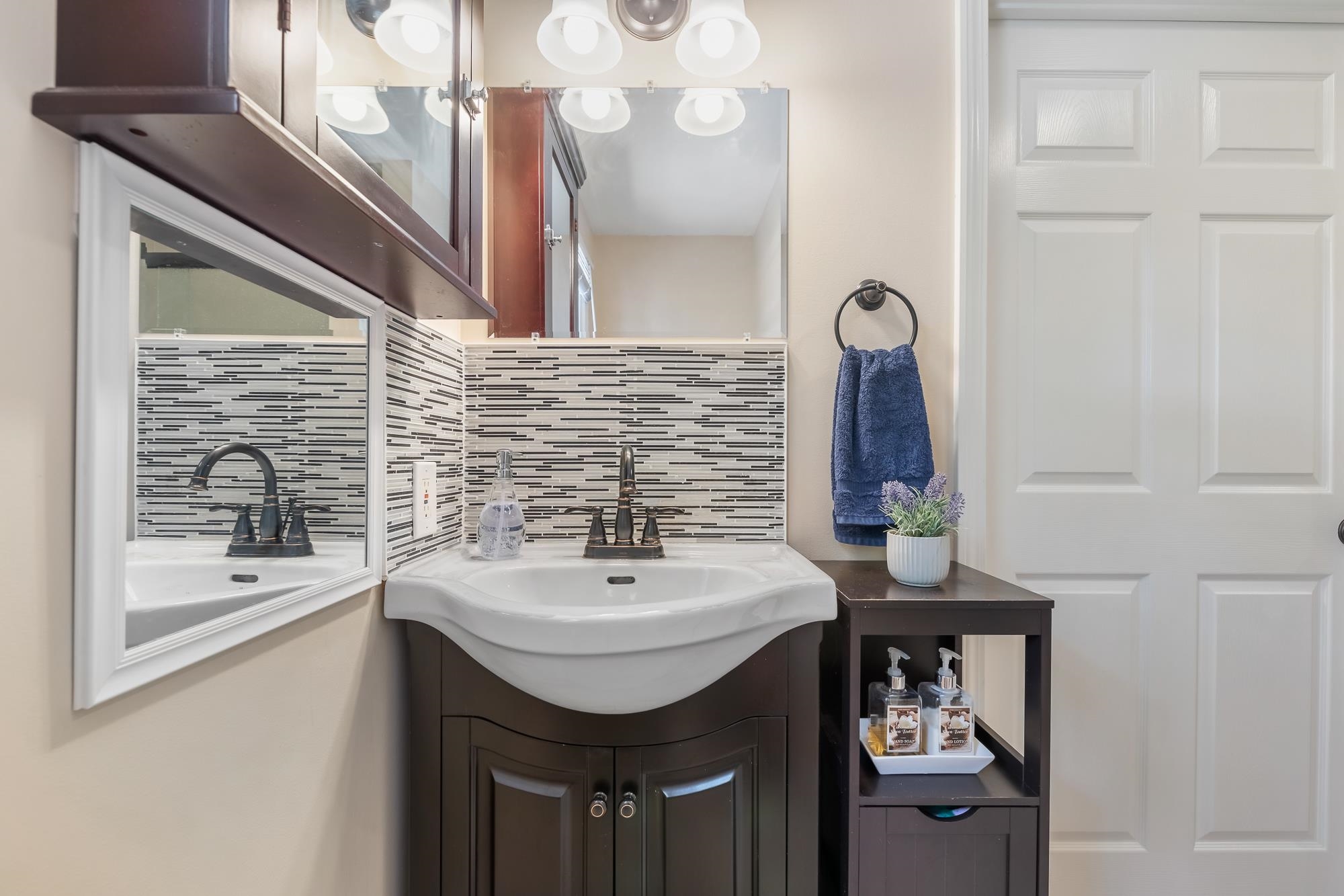 7 Dunster Drive Hanover, NH 03755 - Photo 23 of 40