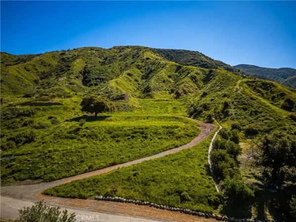 a view of a mountain view