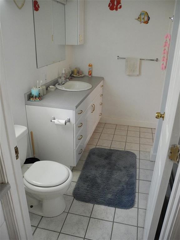 1017 Dexter Road St. Albans, ME 04971 - Photo 10 of 31 Master BATHROOM