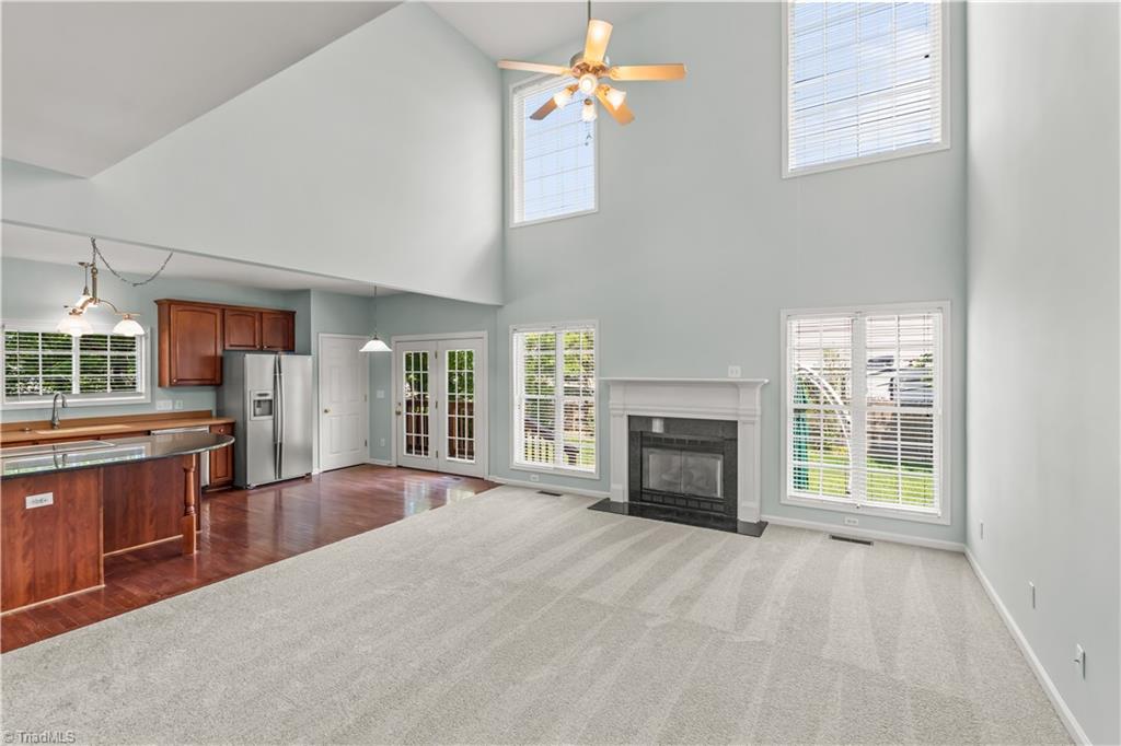 3744 Deerfield Street High Point, NC 27265 - Photo 8 of 43