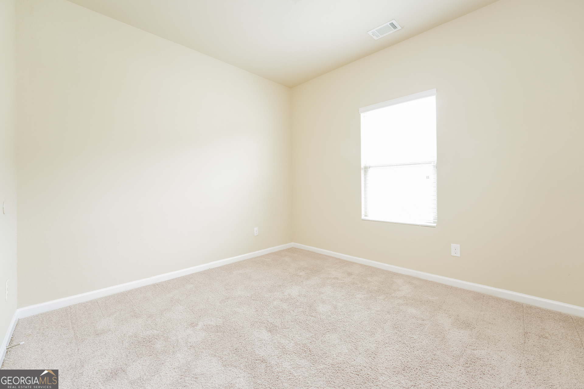 85 Ashley Trace Covington, GA 30016 - Photo 11 of 16