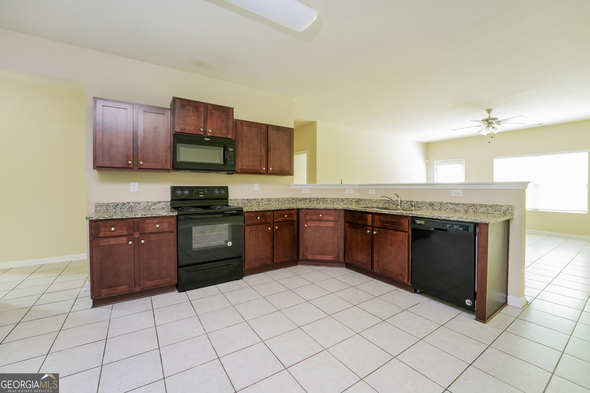 85 Ashley Trace Covington, GA 30016 - Photo 6 of 16