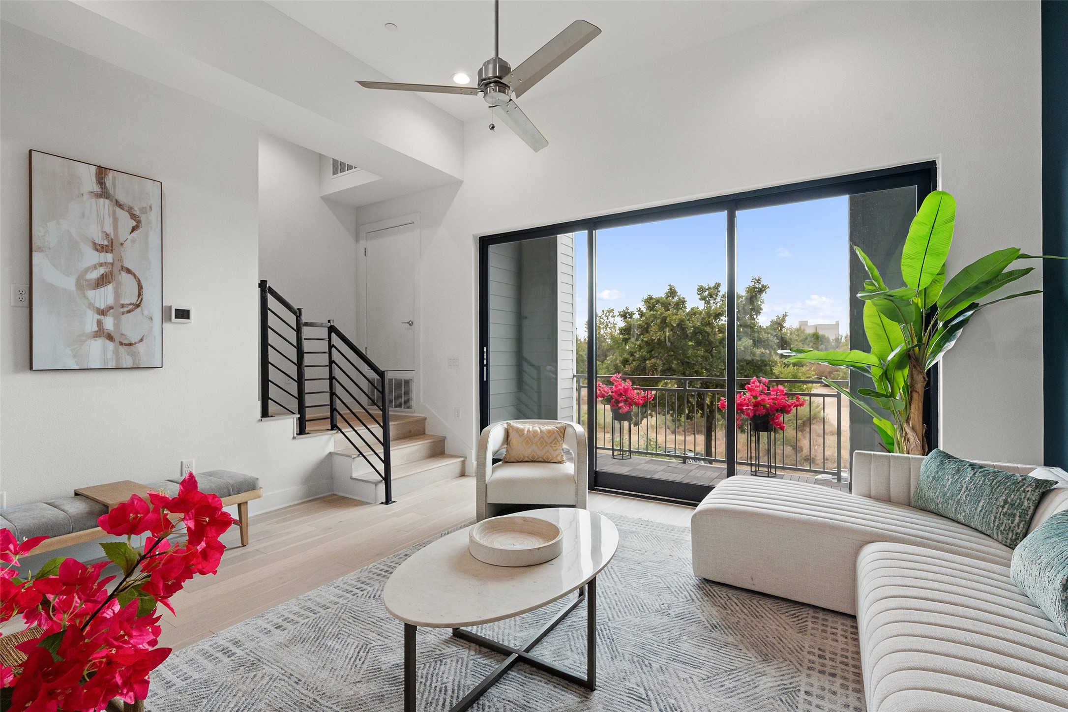 2805 McCurdy Street, Unit 2 Austin, TX 78723 - Photo 5 of 34