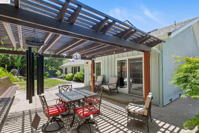 $1,459,888 | 307 Rheem Boulevard, Moraga, CA 94556