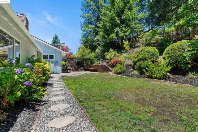 $1,459,888 | 307 Rheem Boulevard, Moraga, CA 94556