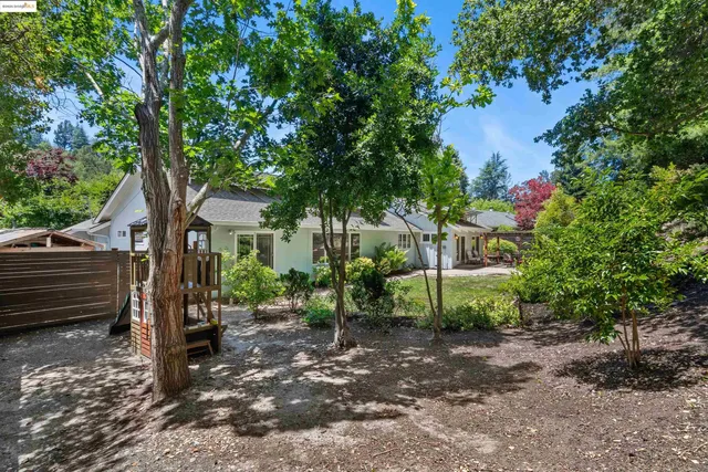 $1,459,888 | 307 Rheem Boulevard, Moraga, CA 94556