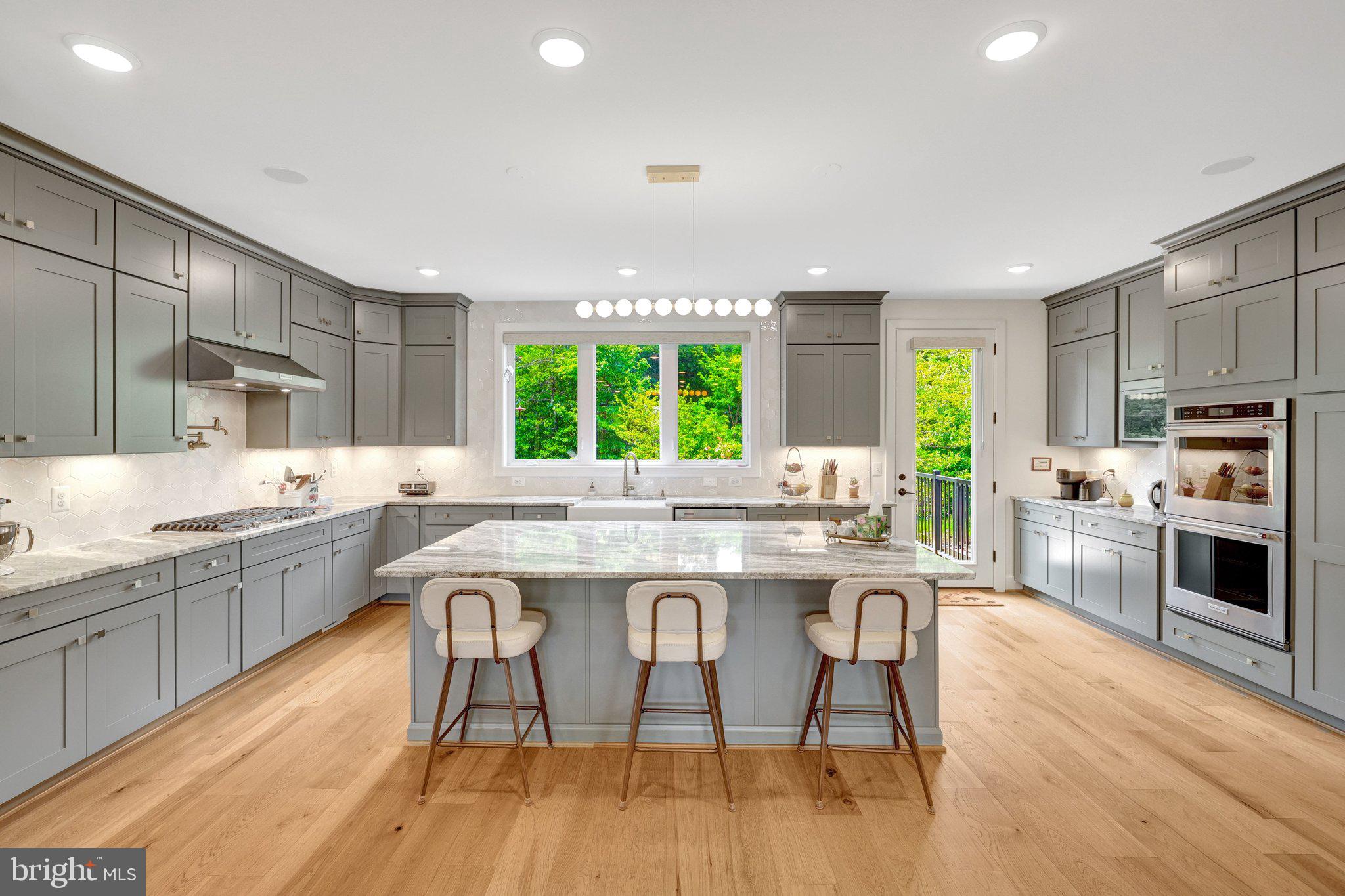 1622 Fellowship Square Reston, VA 20190 - Photo 4 of 48