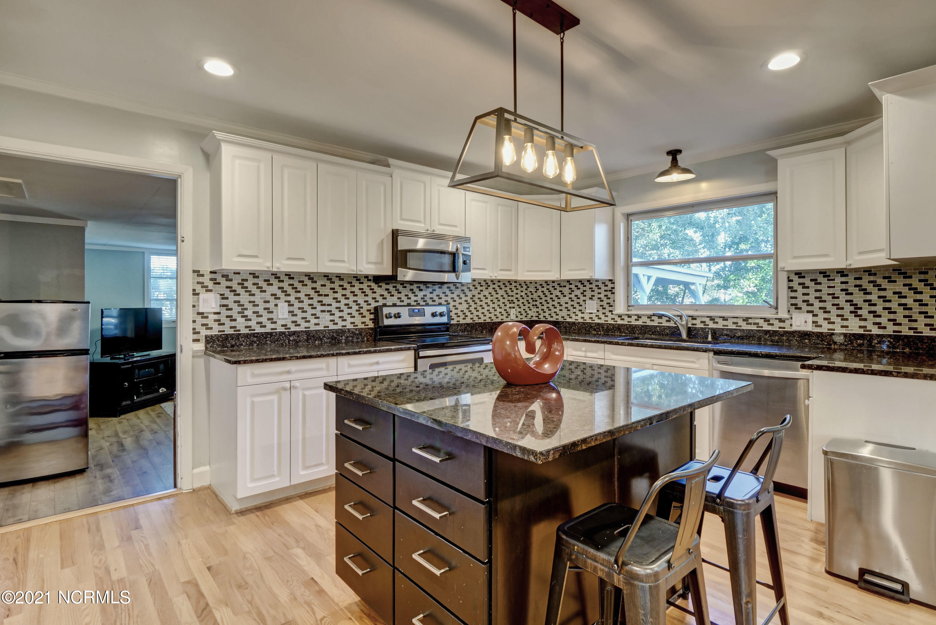 4403 Cascade Road Wilmington, NC 28409 - Photo 12 of 35 012_p5377209_10_11_12_13_14_15