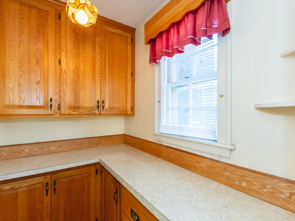 57 Mayflower Road Needham, MA 02492 - Photo 13 of 26