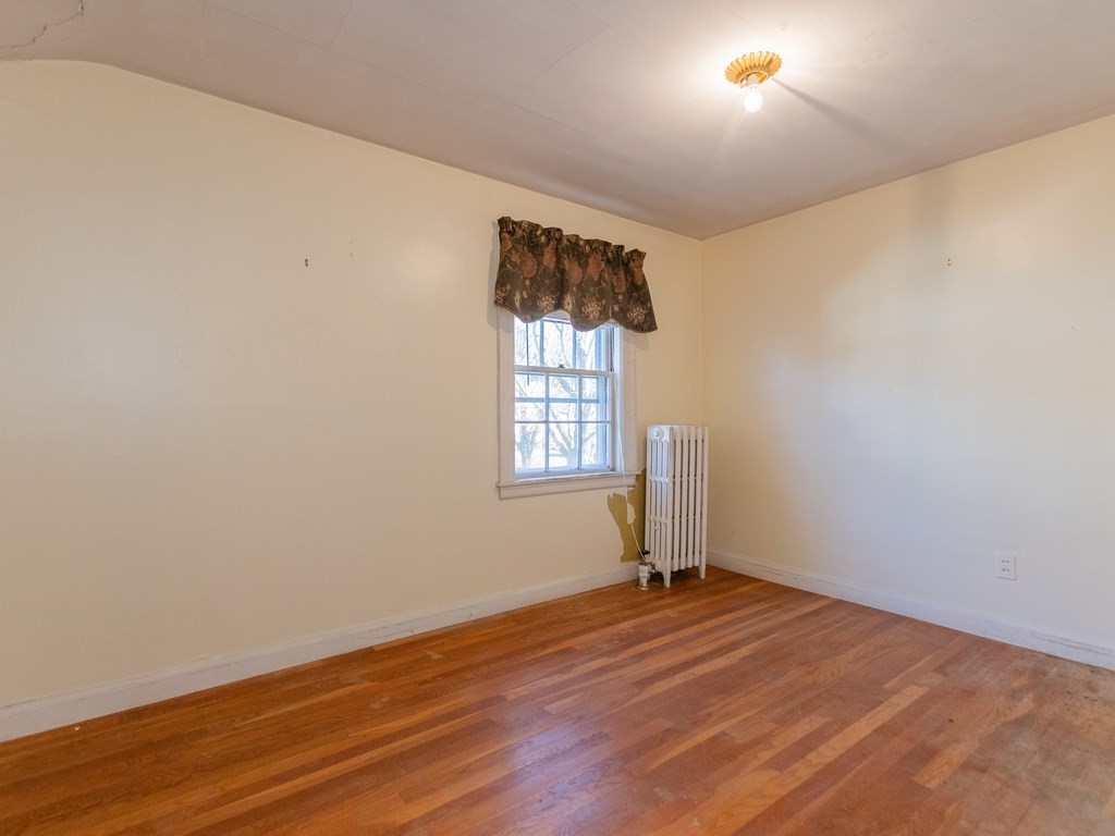 57 Mayflower Road Needham, MA 02492 - Photo 17 of 26