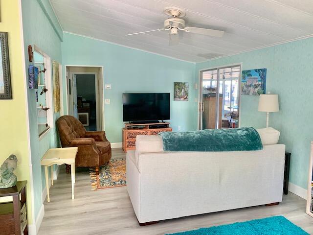 918 South Ruby Drive Key Largo, FL 33037 - Photo 19 of 57 LIVING ROOM VIEW