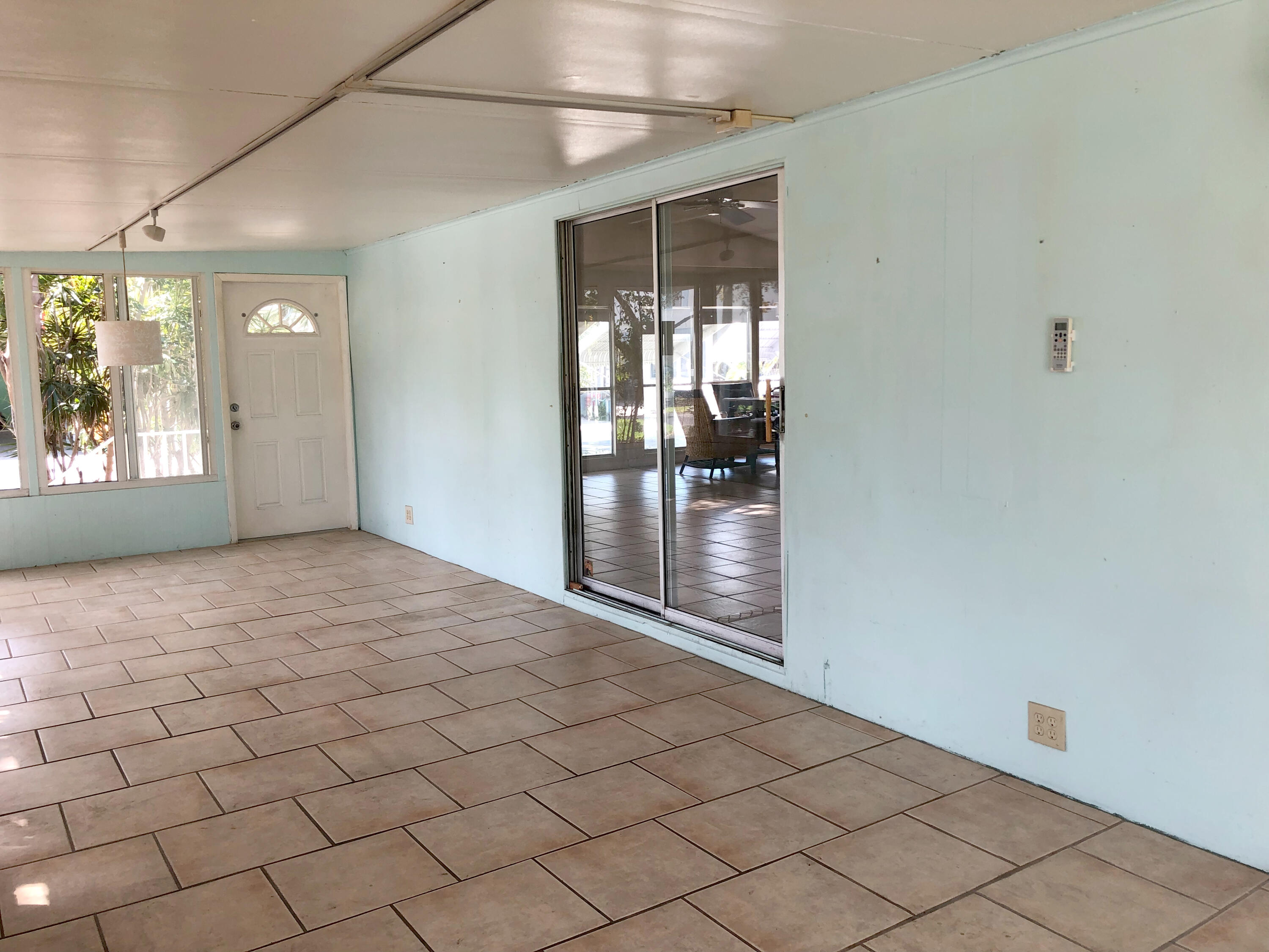 918 South Ruby Drive Key Largo, FL 33037 - Photo 25 of 57 SUNROOM