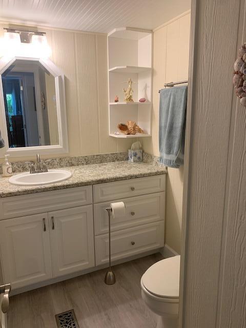 918 South Ruby Drive Key Largo, FL 33037 - Photo 26 of 57 HALLWAY BATHROOM