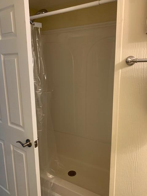 918 South Ruby Drive Key Largo, FL 33037 - Photo 27 of 57 SHOWER IN GUEST BATHROOM