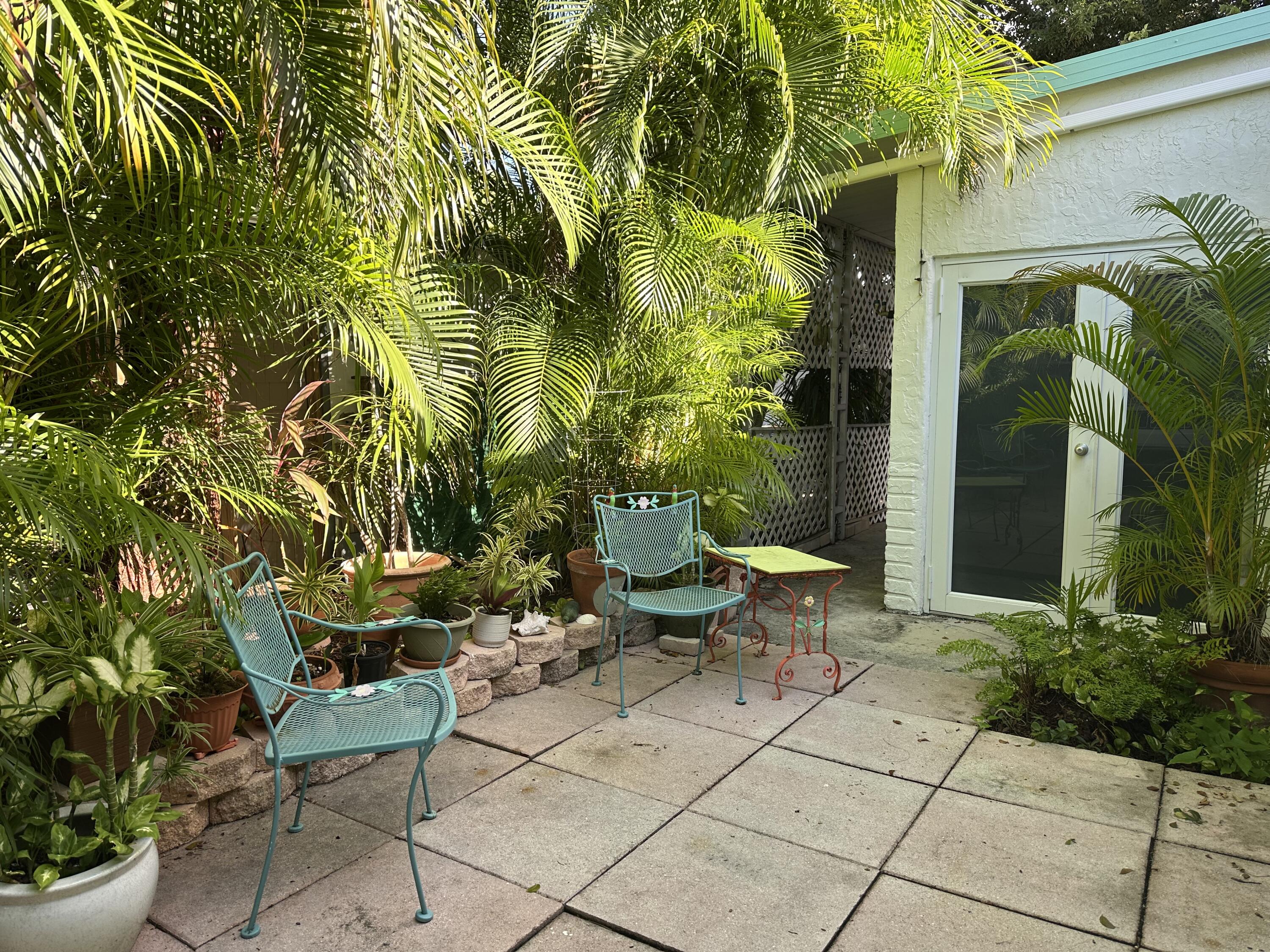 918 South Ruby Drive Key Largo, FL 33037 - Photo 10 of 57 Courtyard