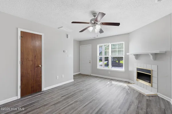 $1,200 | 1063 West Pueblo Drive, Jacksonville, NC 28546