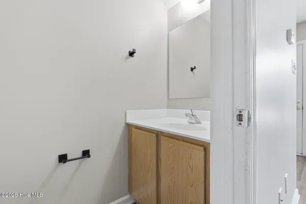 $1,200 | 1063 West Pueblo Drive, Jacksonville, NC 28546