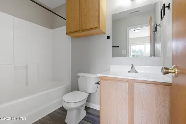 $1,200 | 1063 West Pueblo Drive, Jacksonville, NC 28546
