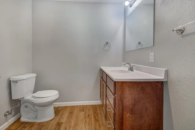 $2,400 | 170 Barracuda Street, Bayou Vista, TX 77563