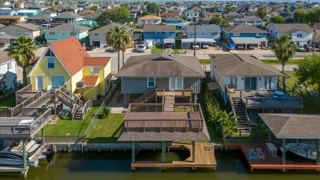 $2,400 | 170 Barracuda Street, Bayou Vista, TX 77563