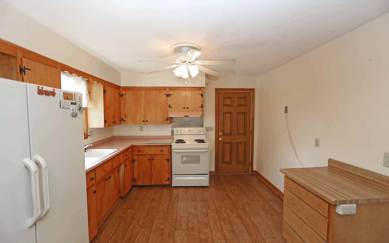 11968 Kenyon Road Mount Vernon, OH 43050 - Photo 14 of 27 Gallery Image 14
