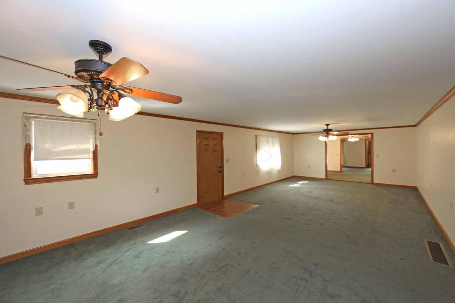 11968 Kenyon Road Mount Vernon, OH 43050 - Photo 18 of 27 Gallery Image 18