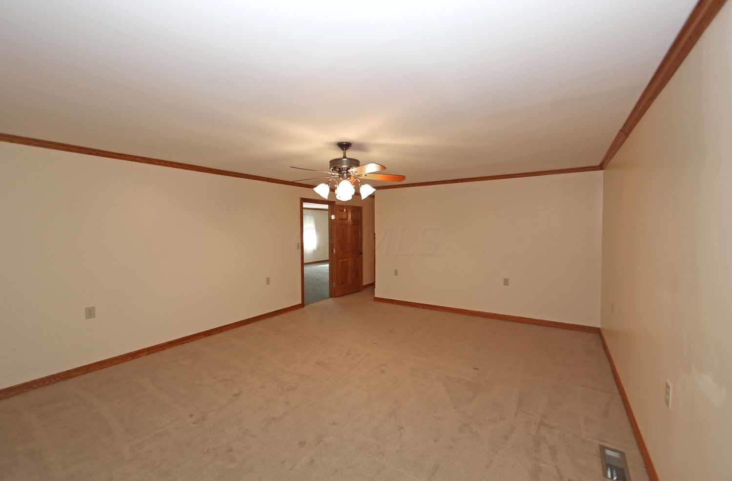 11968 Kenyon Road Mount Vernon, OH 43050 - Photo 20 of 27 Gallery Image 20