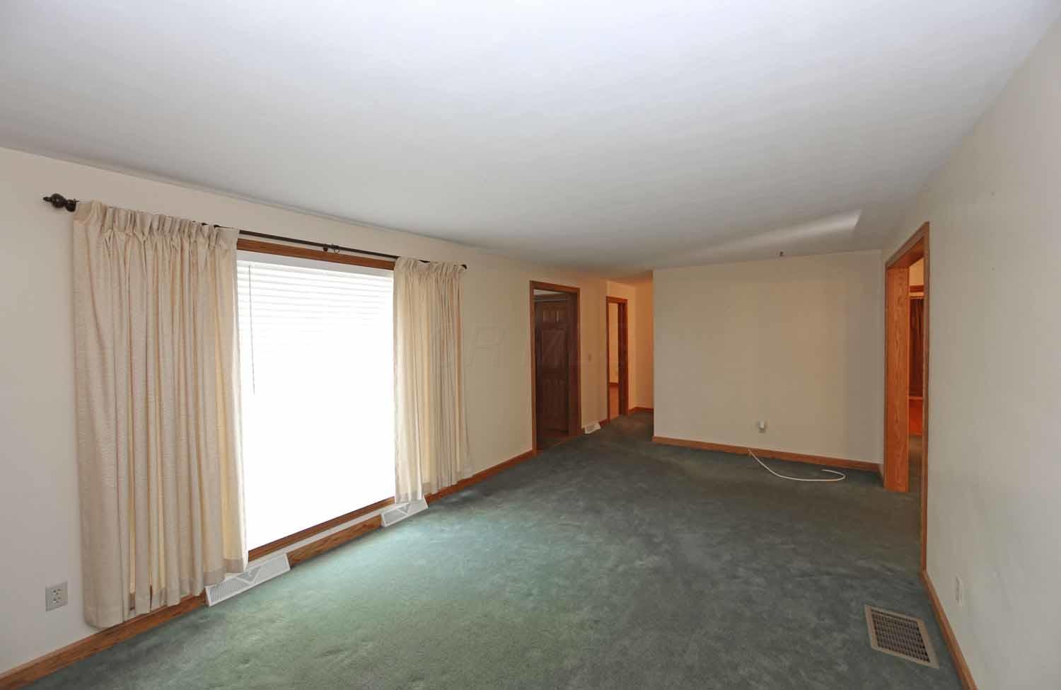 11968 Kenyon Road Mount Vernon, OH 43050 - Photo 10 of 27 Gallery Image 10