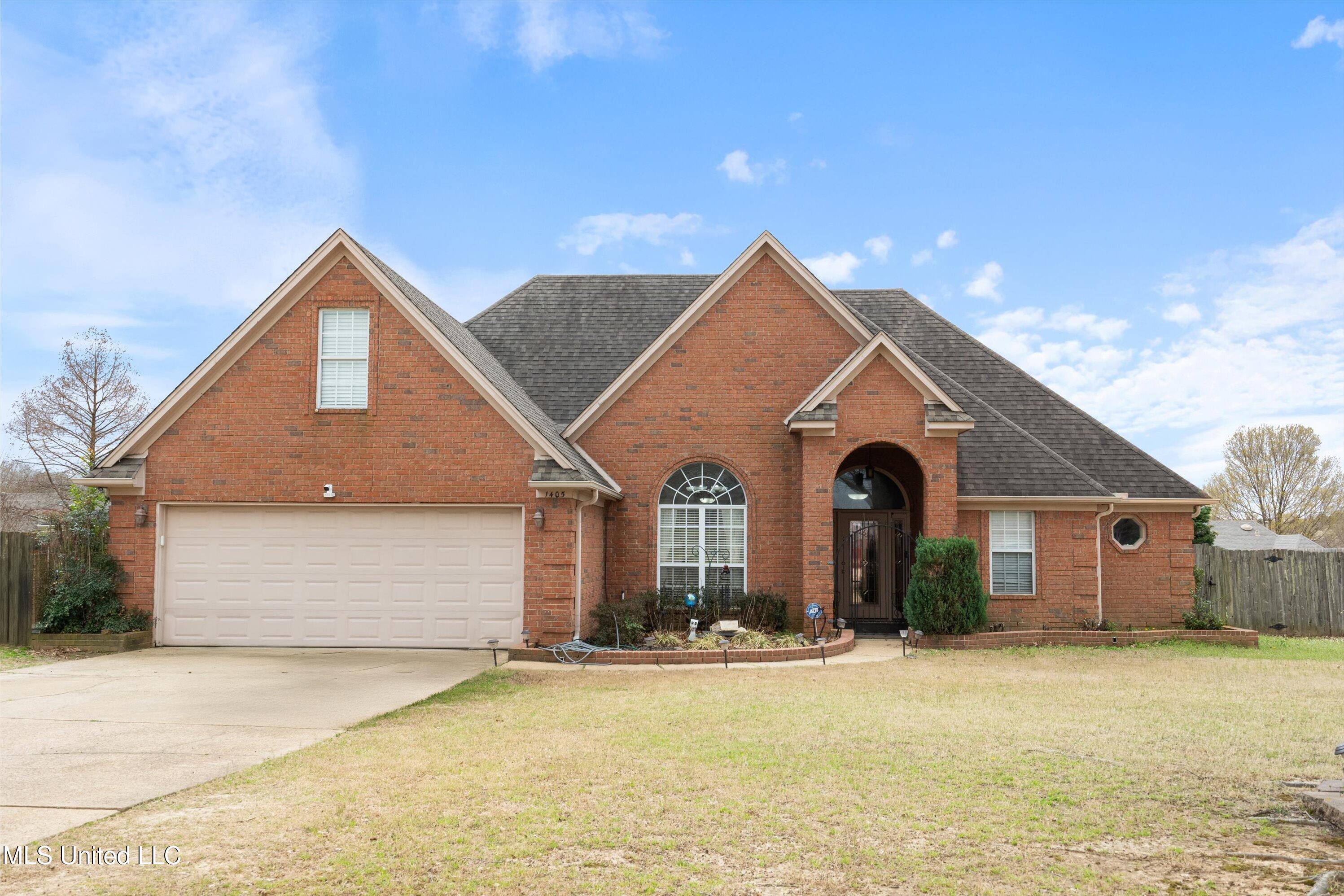 1405 Holly Springs Road Hernando, MS 38632 - Photo 1 of 28 01-DSC1385