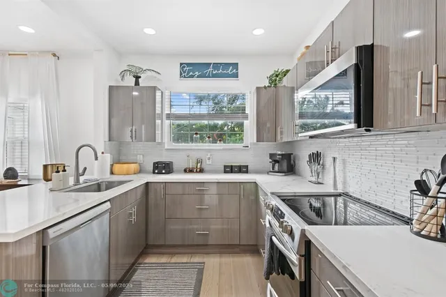 $9,000 | 615 Southeast 11th Avenue, Fort Lauderdale, FL 33301