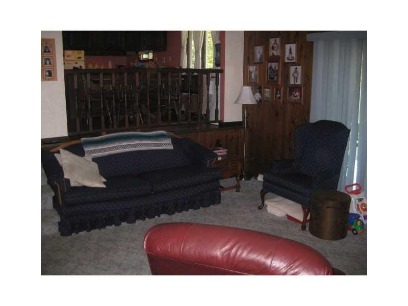 234 Reesedale Road Kittanning, PA 16201 - Photo 4 of 17 Living Room.