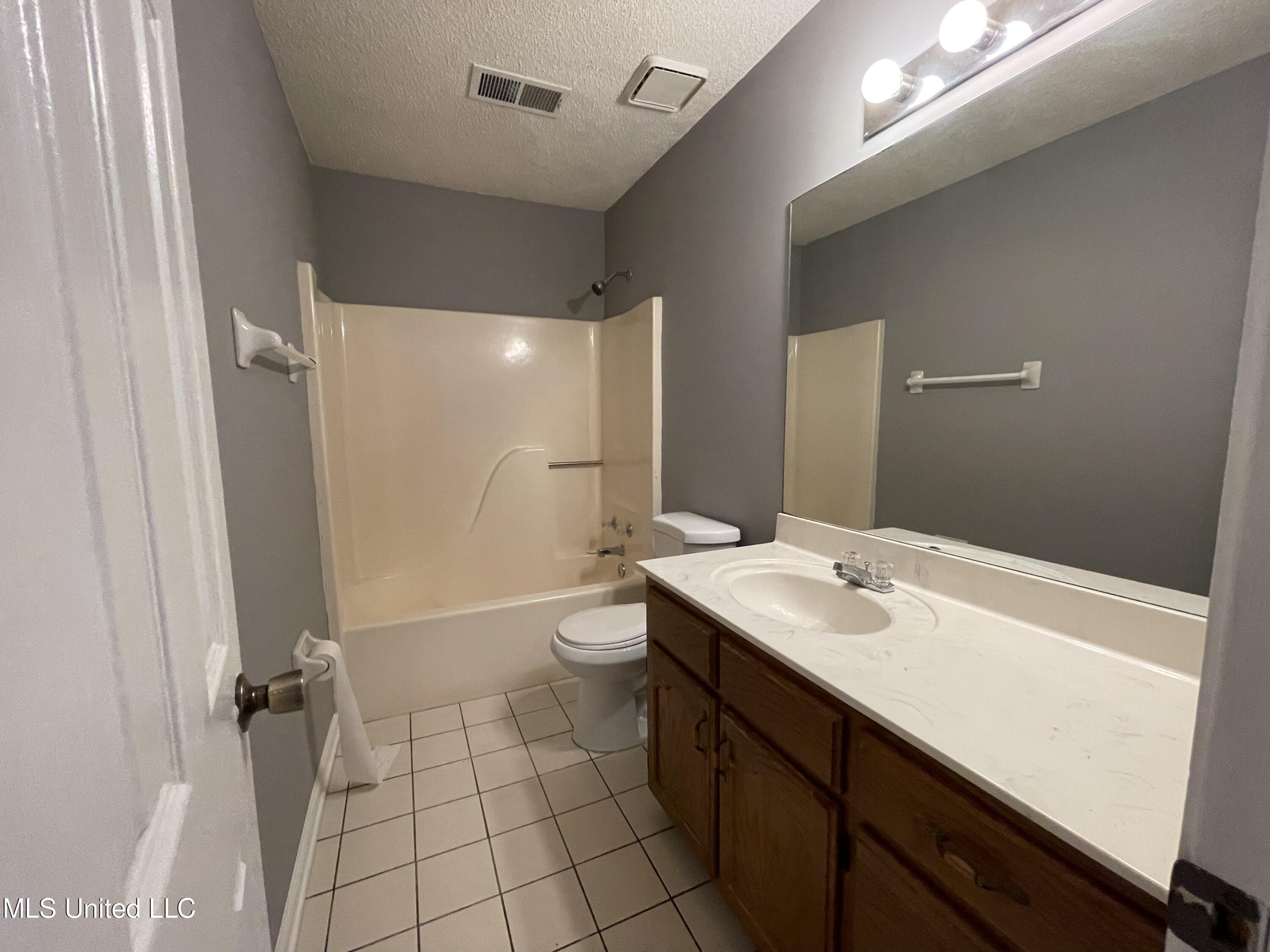 975 Reed Road Hernando, MS 38632 - Photo 11 of 25 4122EC69-61FD-45EA-84D9-28A0789453FC