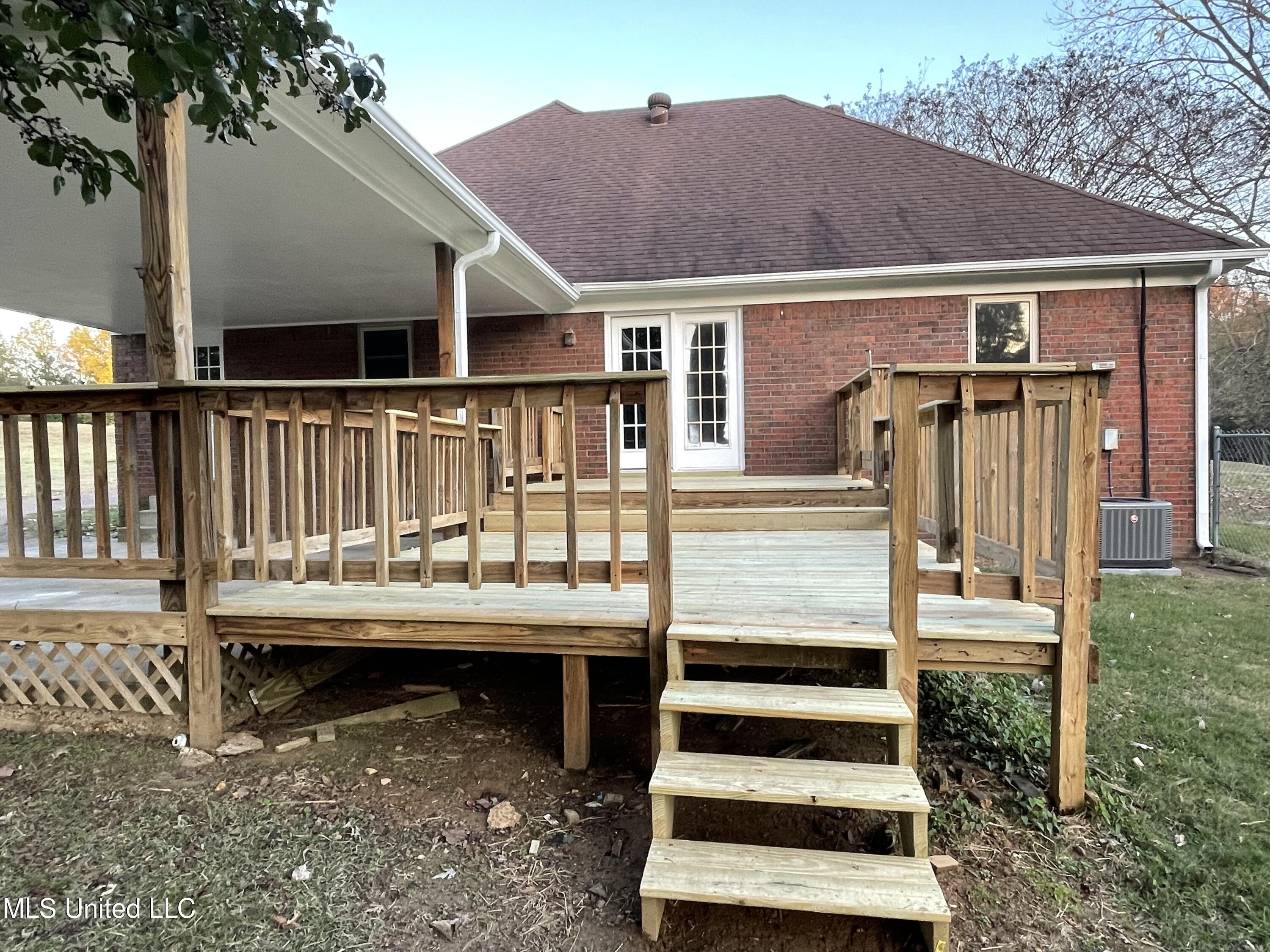 975 Reed Road Hernando, MS 38632 - Photo 21 of 25 82F6E0A2-69C1-432F-9F2C-80B9776A37C1