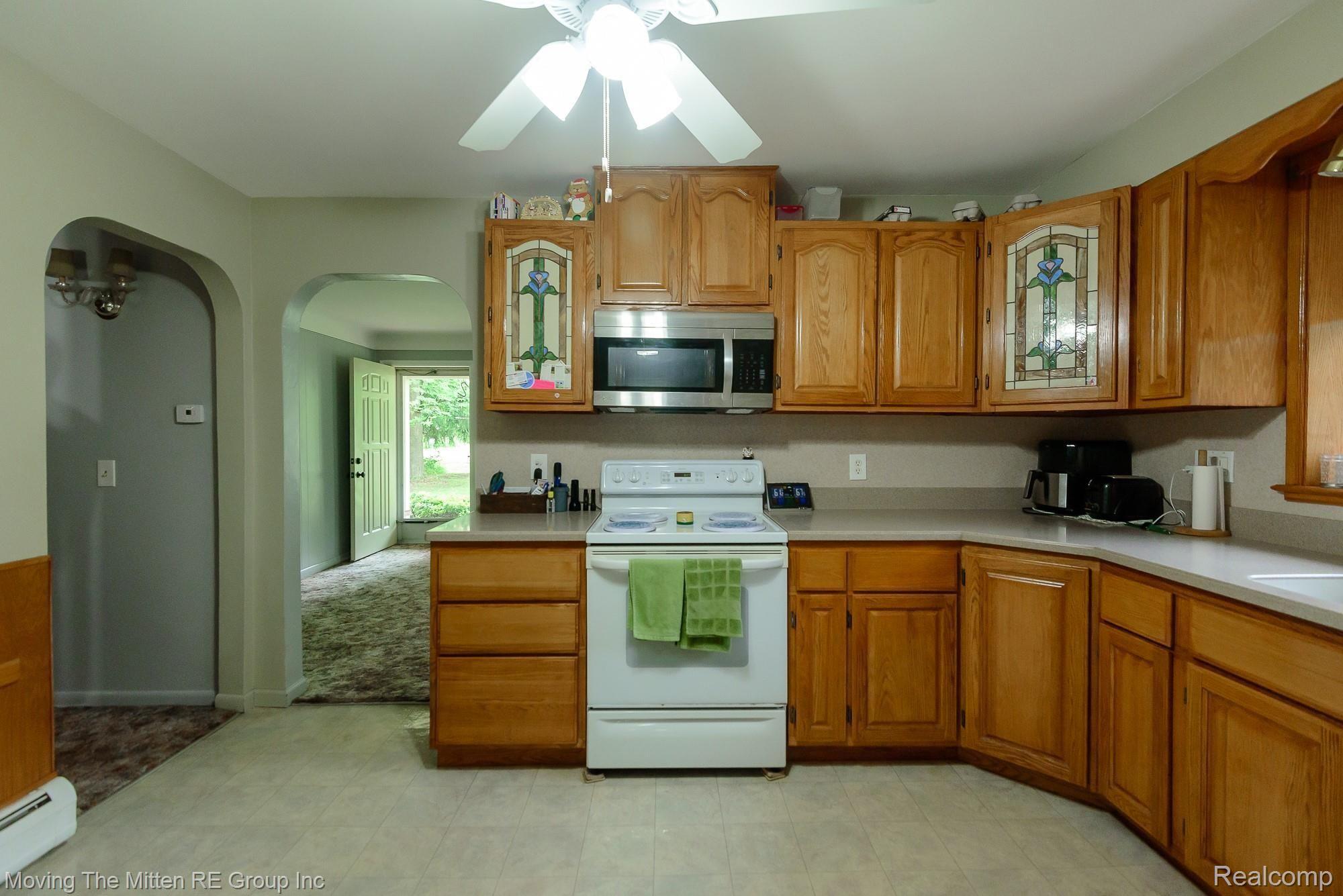 841 Savage Road Belleville, MI 48111 - Photo 20 of 49 18.jpg