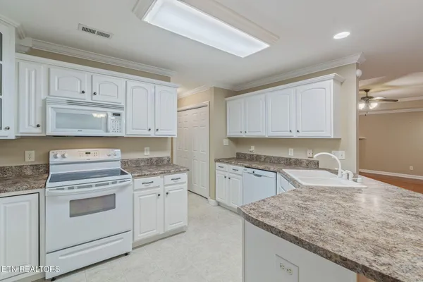 $305,000 | 108 Honey Ridge Way, Knoxville, TN 37924