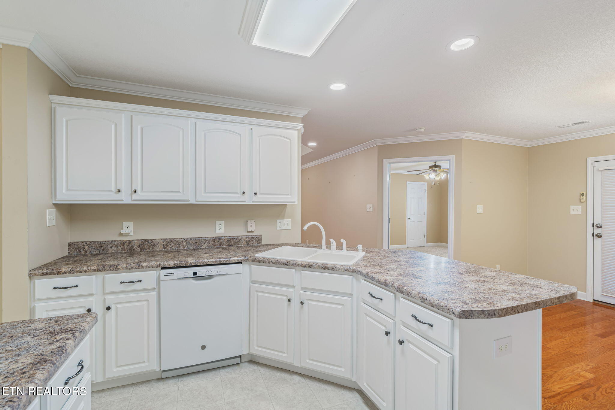 108 Honey Ridge Way Knoxville, TN 37924 - Photo 12 of 28 Kitchen