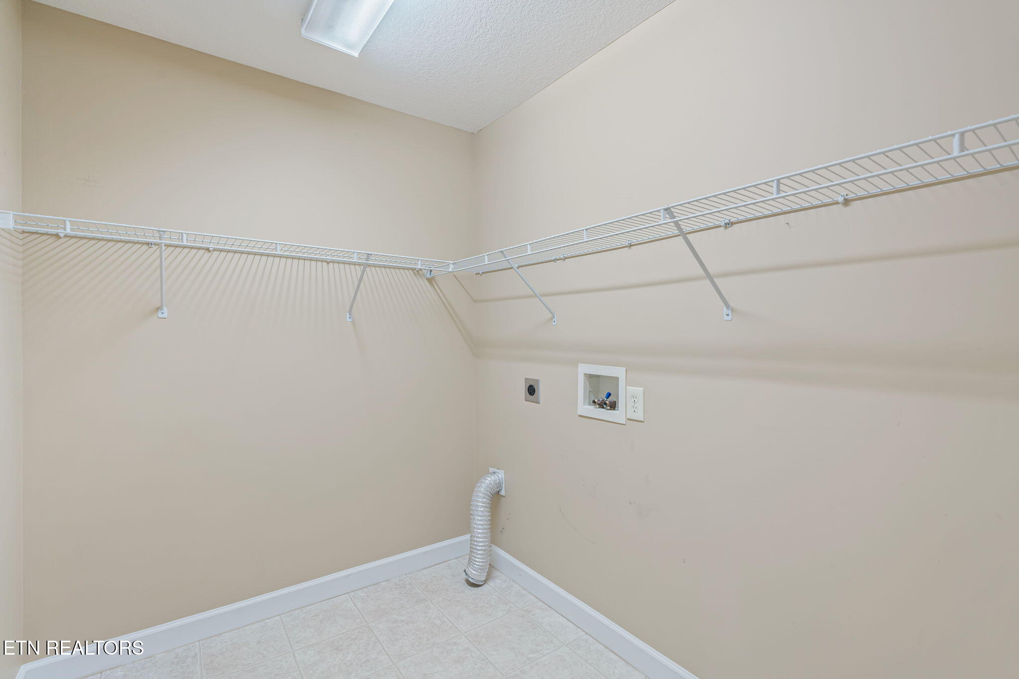108 Honey Ridge Way Knoxville, TN 37924 - Photo 21 of 28 Laundry Room