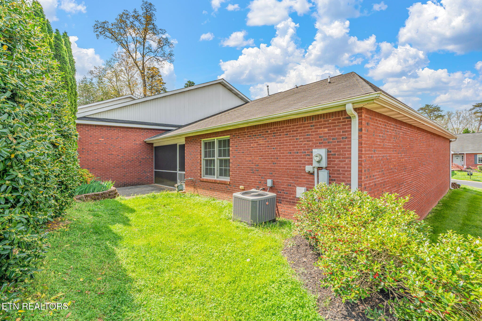 108 Honey Ridge Way Knoxville, TN 37924 - Photo 26 of 28 Back of Unit