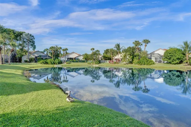 $699,000 | 1485 Lacosta Drive West, Pembroke Pines, FL 33027