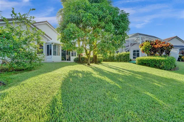 $699,000 | 1485 Lacosta Drive West, Pembroke Pines, FL 33027