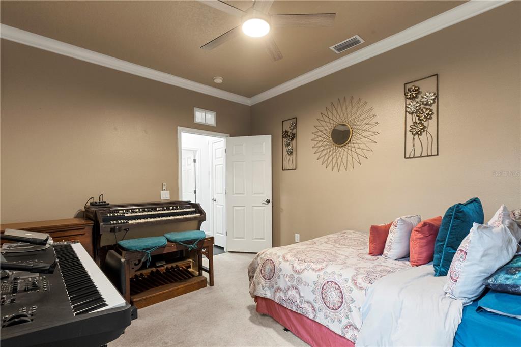6932 Gray Catbird Loop Wesley Chapel, FL 33545 - Photo 53 of 66