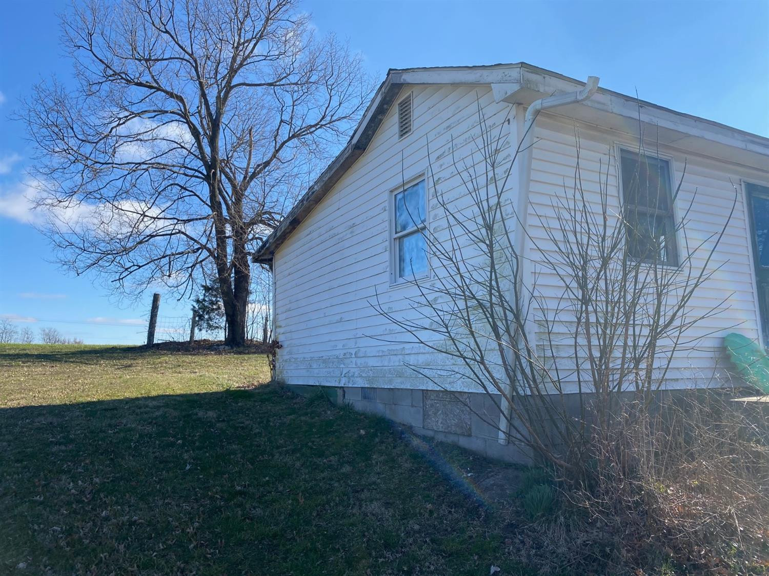 5213 Moorefield Road Carlisle, KY 40311 - Photo 10 of 32 Photo 10