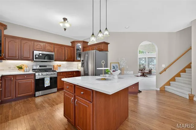 $925,000 | 123 Townview Drive, Wentzville, MO 63385