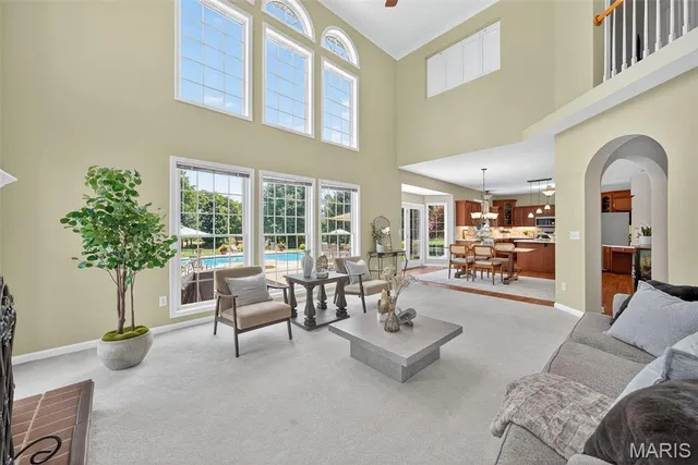 $925,000 | 123 Townview Drive, Wentzville, MO 63385