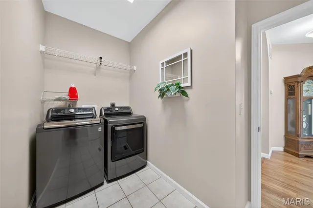 $925,000 | 123 Townview Drive, Wentzville, MO 63385