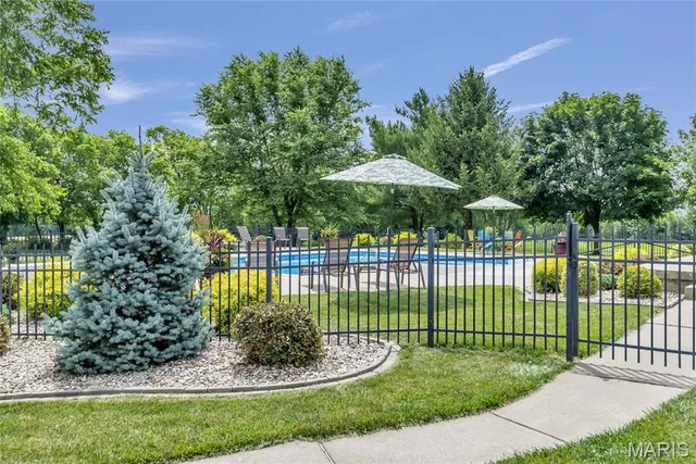 $925,000 | 123 Townview Drive, Wentzville, MO 63385