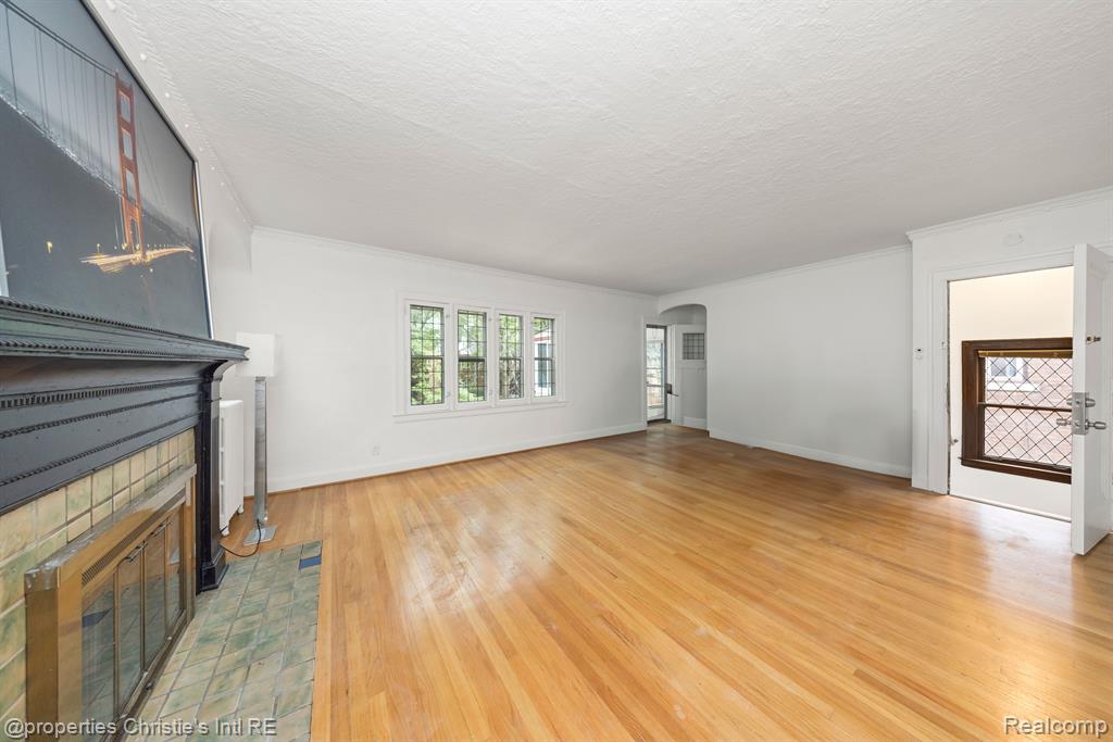16581 Baylis Street Detroit, MI 48221 - Photo 13 of 34